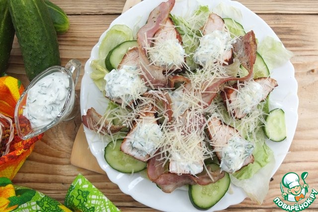 Salad with smoked Turkey