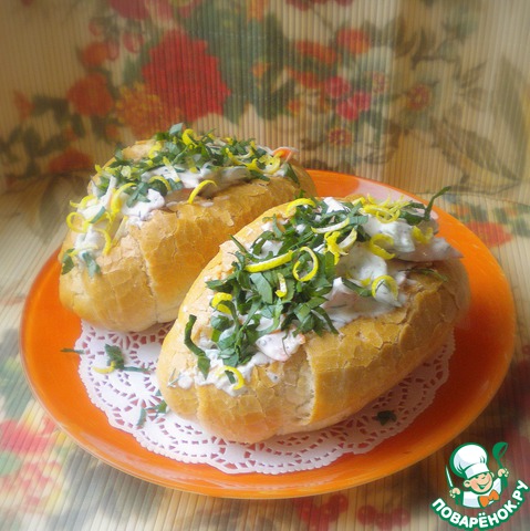 Rolls with crab sticks 