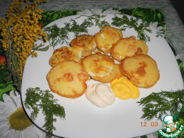 Яйца, жаренные в кляре