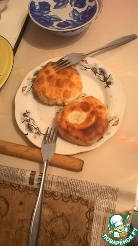 Слоеные лепешки с луком