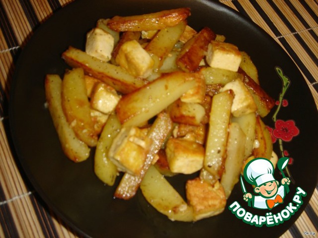 Fried potatoes with tofu