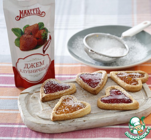 Cookies-hearts with jam