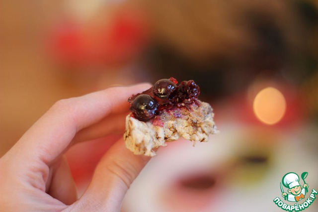 Pate of chicken liver with black currant