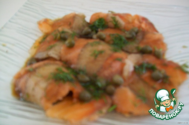Salmon carpaccio