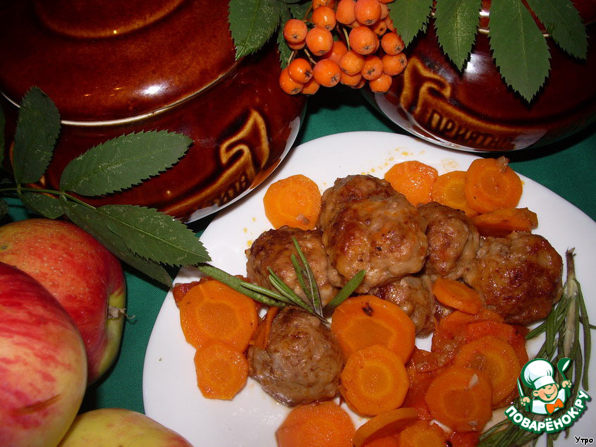 Meatballs stewed with carrots