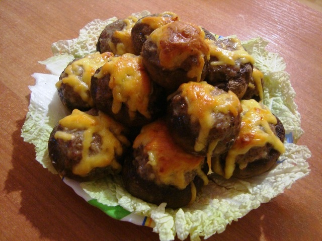 Stuffed mushrooms and cheese