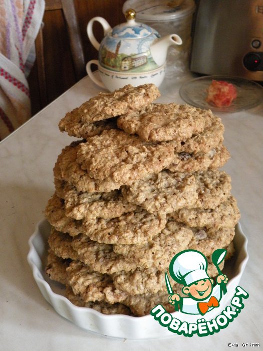 Oatmeal cookies with nuts, chocolate and raisins