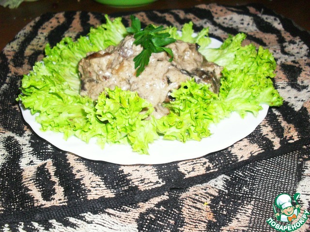 Fricassee of liver with mushrooms