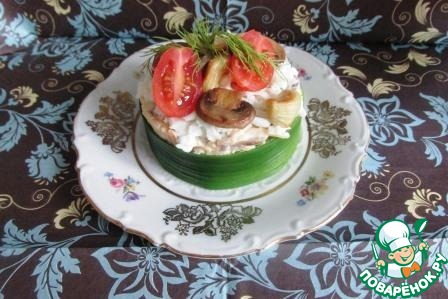 Cheese salad with roasted garlic