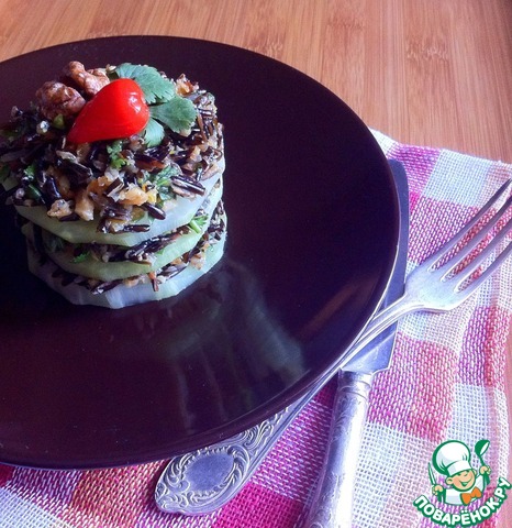 Starter of kohlrabi with wild rice