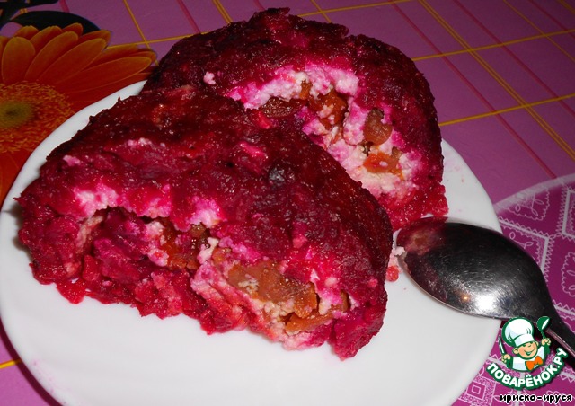 Рулет с творогом и свеклой