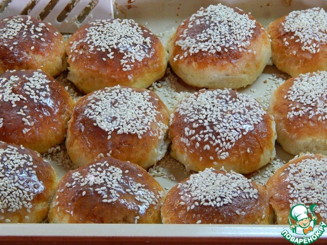 Cakes with blueberry jam and prunes in the glaze