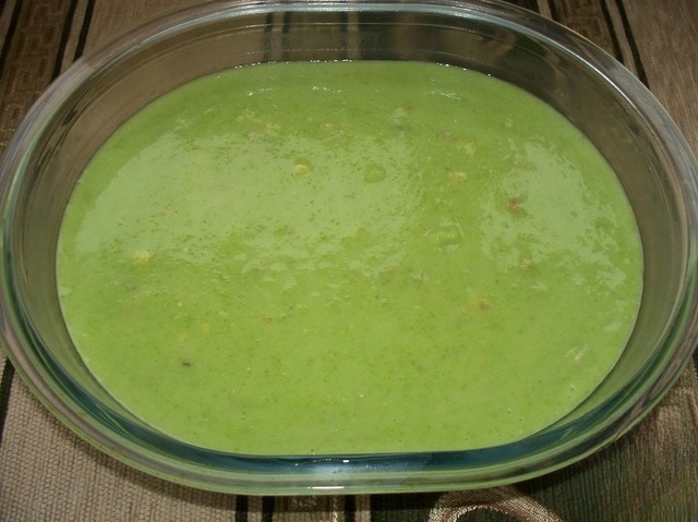 Pea jelly with mushrooms