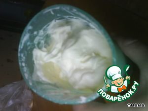 Homemade sour cream