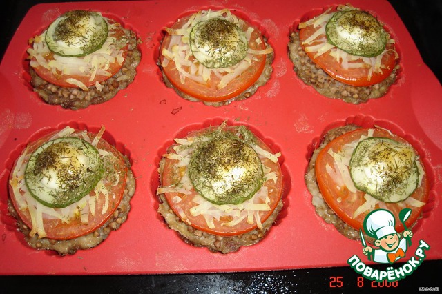 Тарталетки из фарша с гречневым гарниром