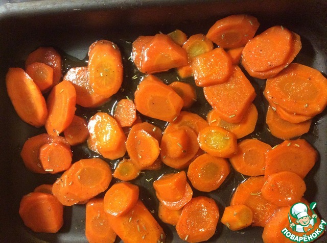 Baked spicy-sweet carrots