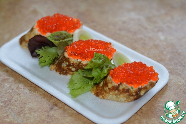 Закуска с икрой и двойным омлетом