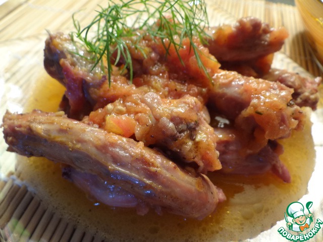 Chicken necks braised with tomatoes