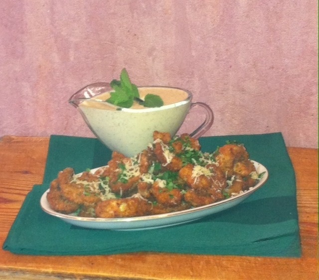 Mushrooms-fries with yogurt sauce