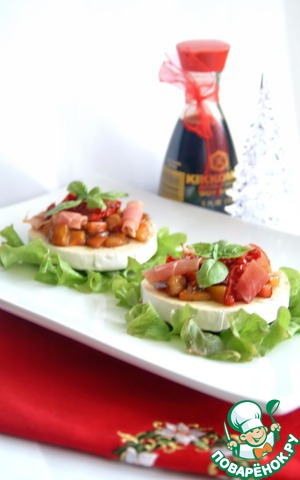 Вкуснейшая закуска из камамбера с хурмой, карамелизированным луком и хамоном