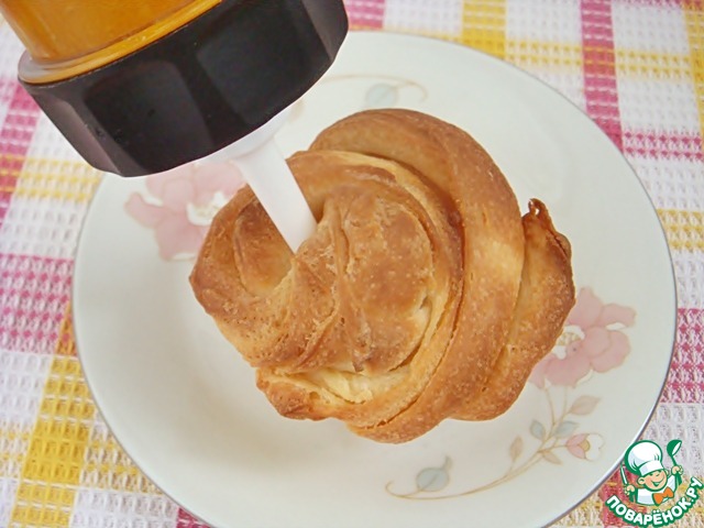 Raffini leavened with apricot jam