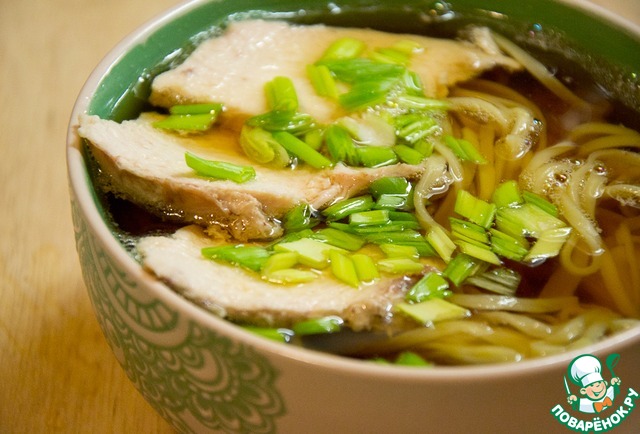 Noodle soup with Japanese flavor