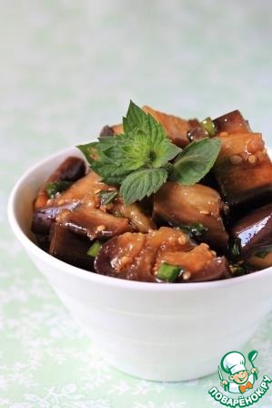Eggplant with garlic and mint