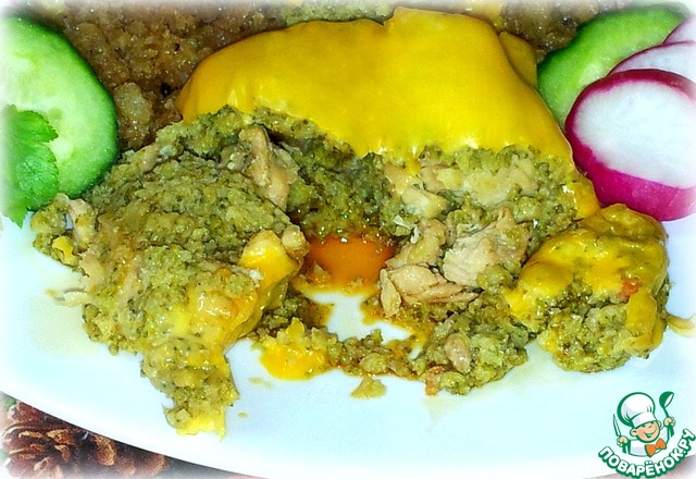 Рулет из брокколи с курицей