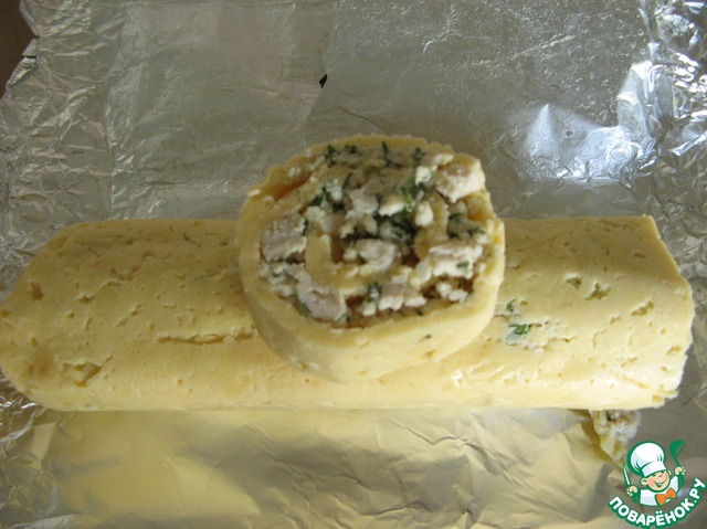 По мотивам сырного рулета