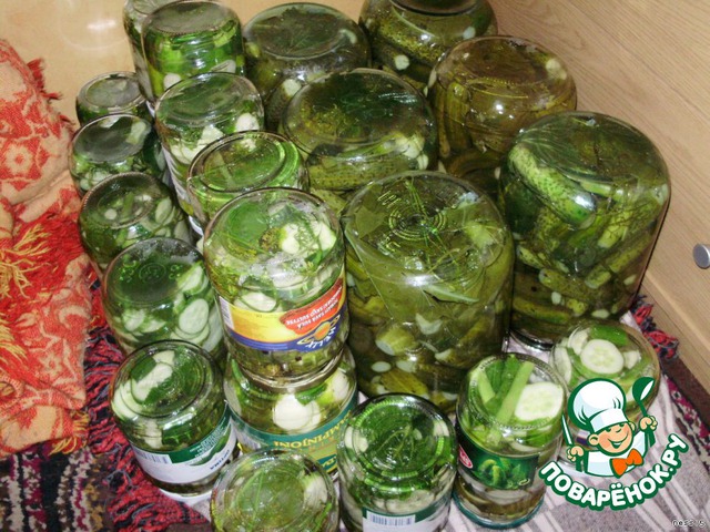 Маринад универсальный ( на примере огурчиков и салате лук-огурец)