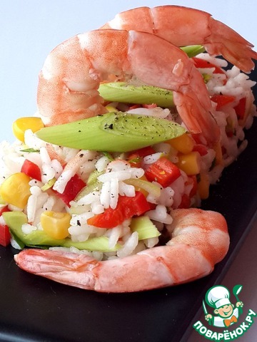 Warm salad with rice