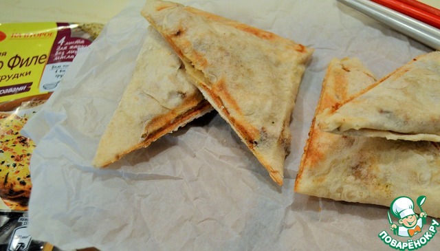 The corners of eateries with chicken