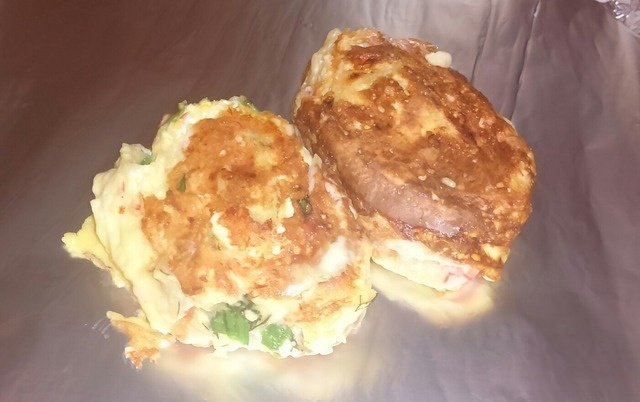 Hot appetizer of pita bread