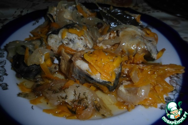 Mackerel, baked in a pot