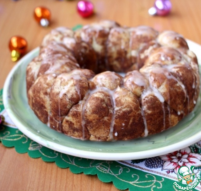 Marble cake with cinnamon