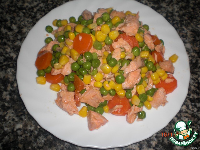 Quick salmon salad