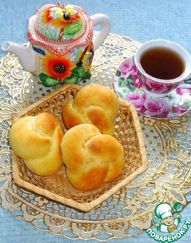 Muffins with carrots and nuts