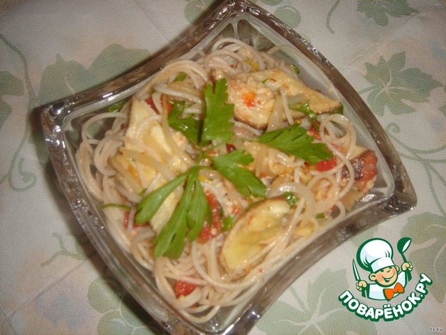 Salad with Chinese noodles and soy sprouts