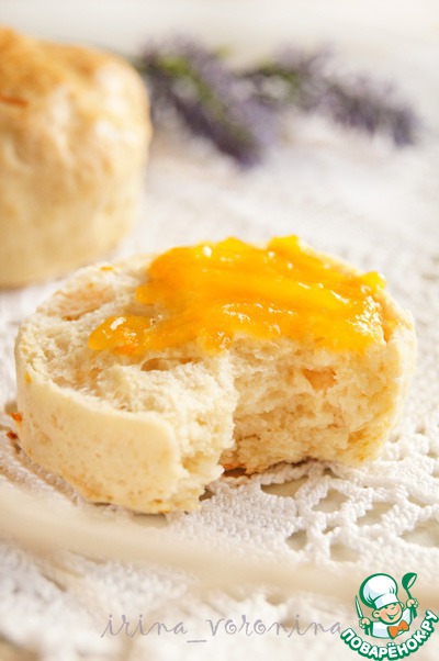 Orange scones with lavender