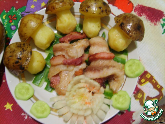  Fried fish rolls with potato mushrooms