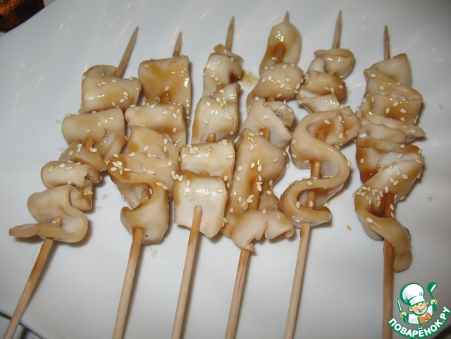Кальмары на шпажках 