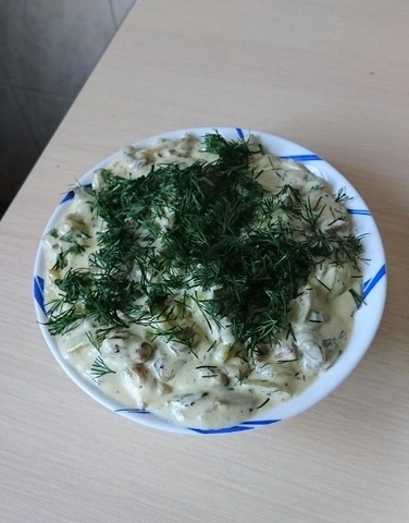 Mushrooms in sour cream