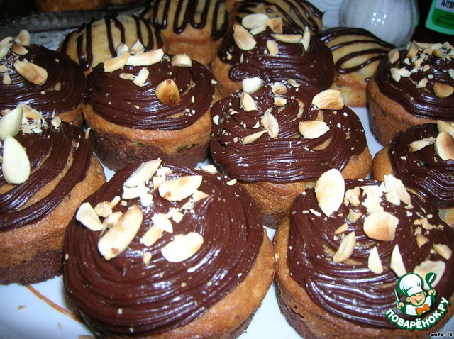 Chocolate cupcakes with peach