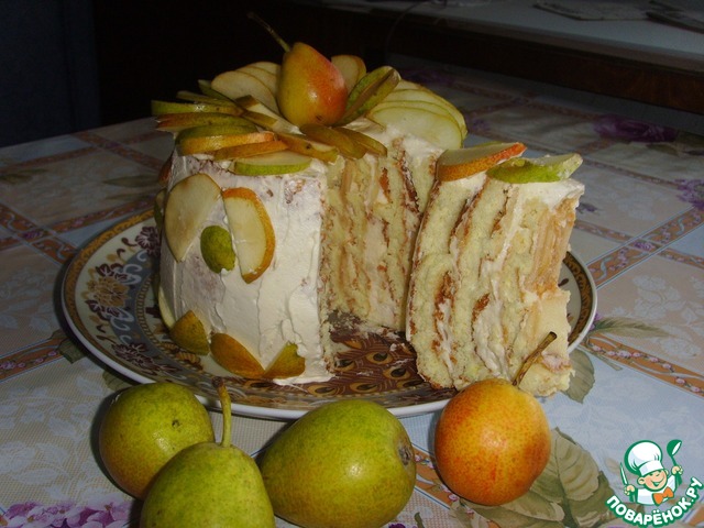 Cake with pear