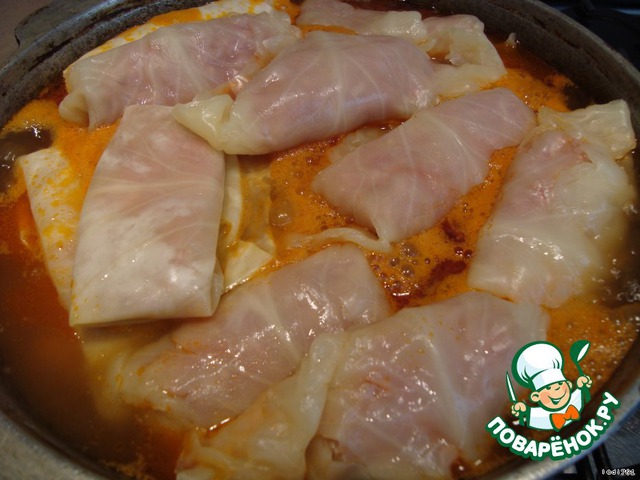 Homemade stuffed cabbage rolls