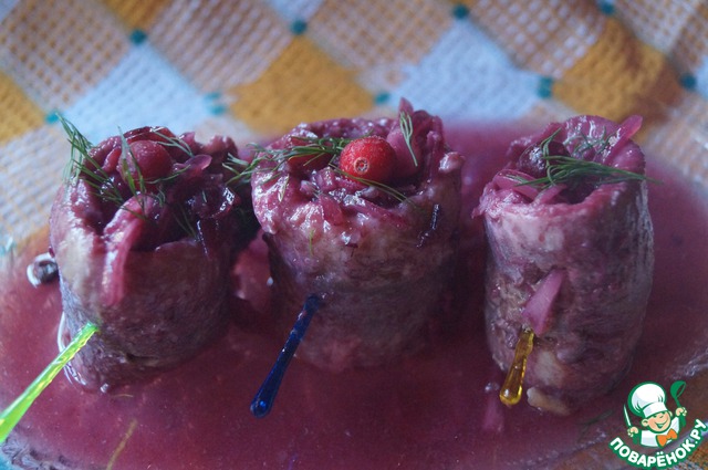 Рольмопсы в клюквенном соусе