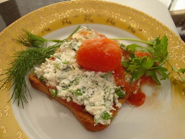 Cheese filling for sandwiches