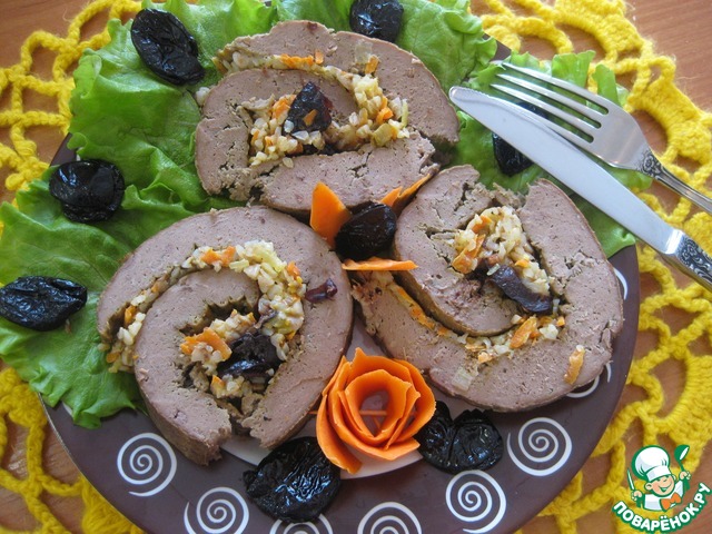 Liver loaf with buckwheat and prunes