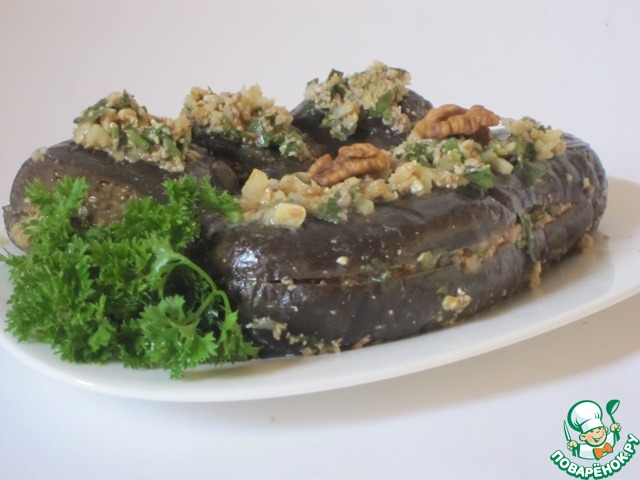 Маринованные баклажаны с сельдереем и орехами
