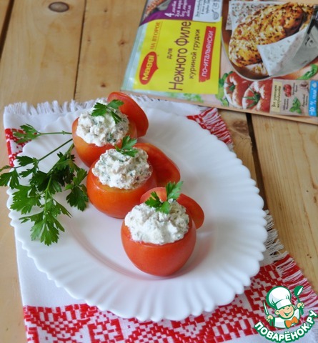 Помидоры, фаршированные салатом из курицы